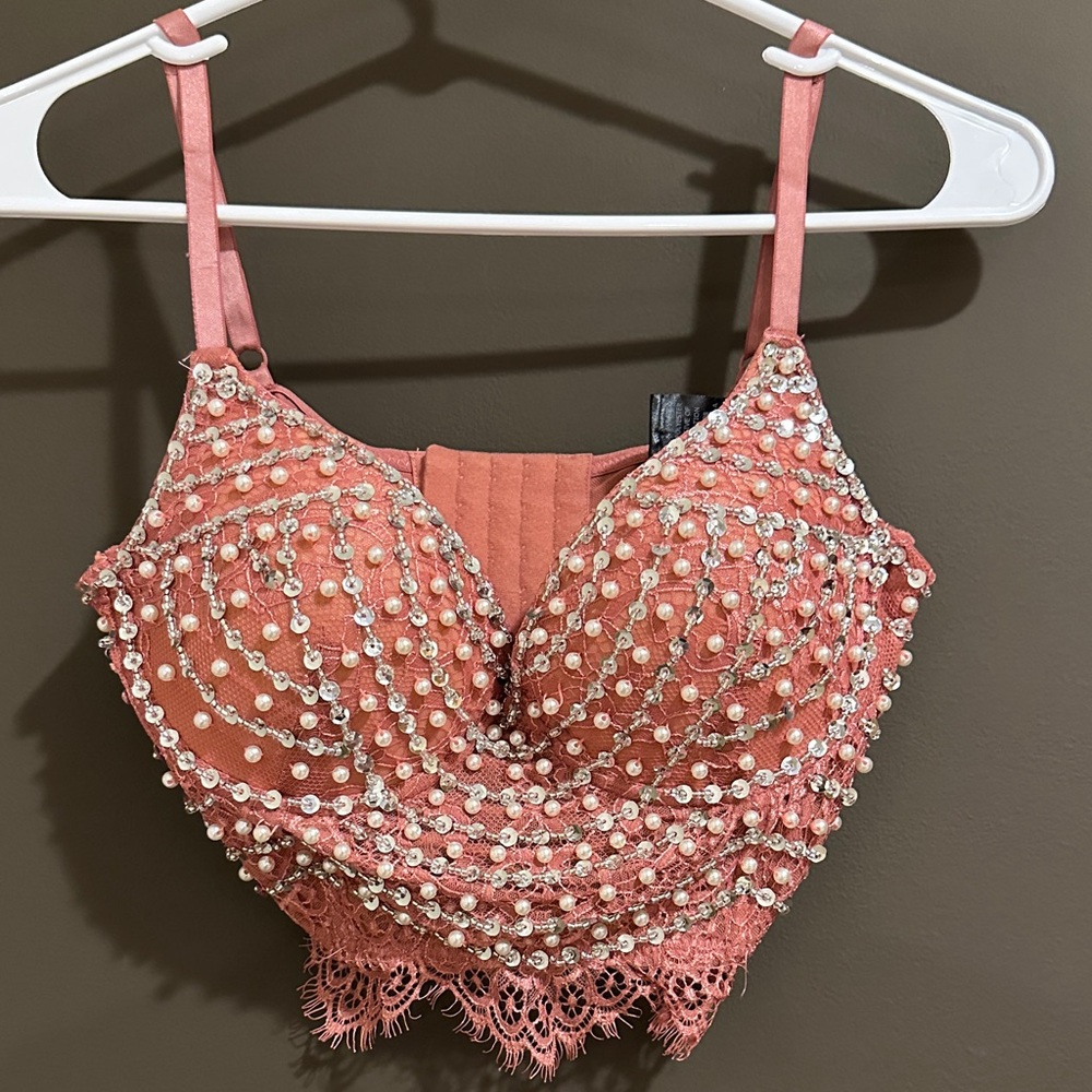 Windsor Coral Embellished Top SMALL